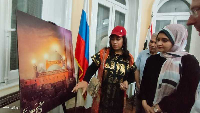 المركز الثقافي الروسي  يكرم الفنانة التشكيلية إنجي خورشيد بمعرضا للفنون التشكيلية